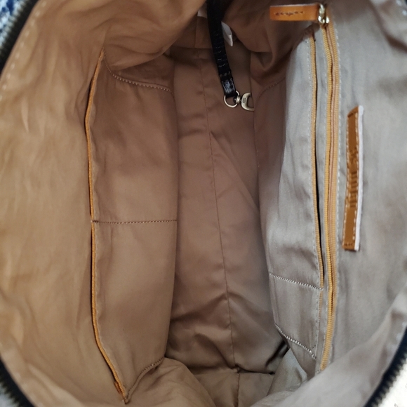 HOBO Sheila Medium Top handle Crossbody Shoulder Satchel Black Leather. - Picture 16 of 16